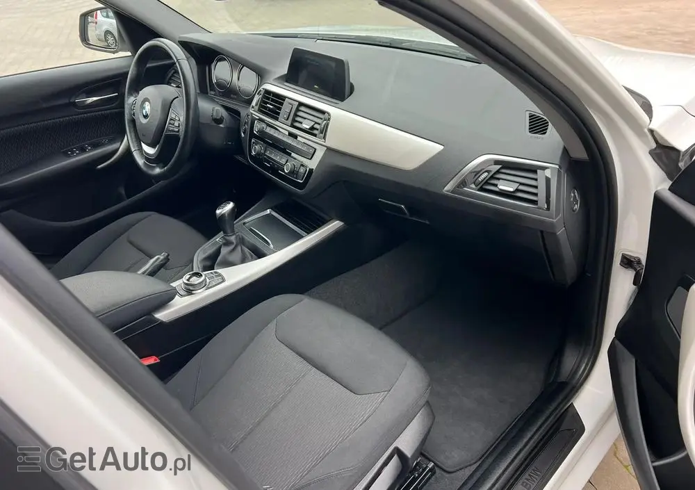 BMW Seria 1 118i