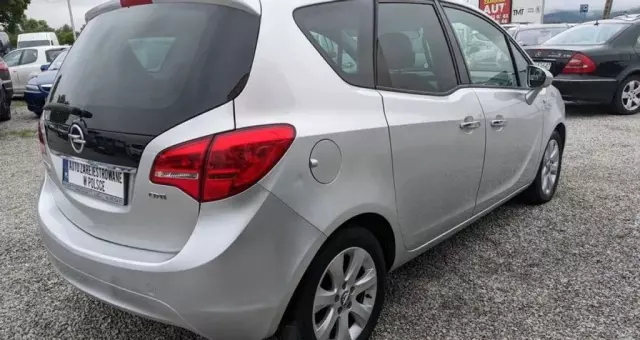 OPEL Meriva 
