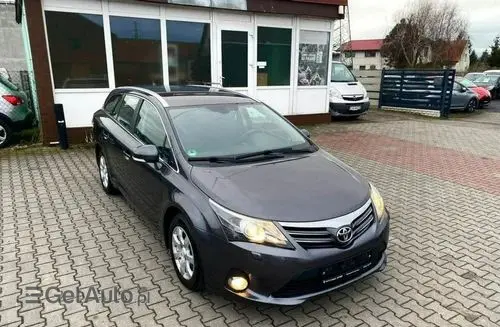 TOYOTA Avensis 