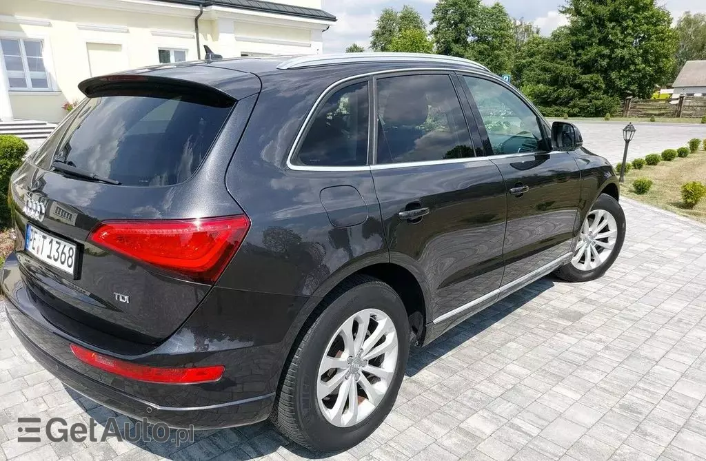 AUDI Q5 