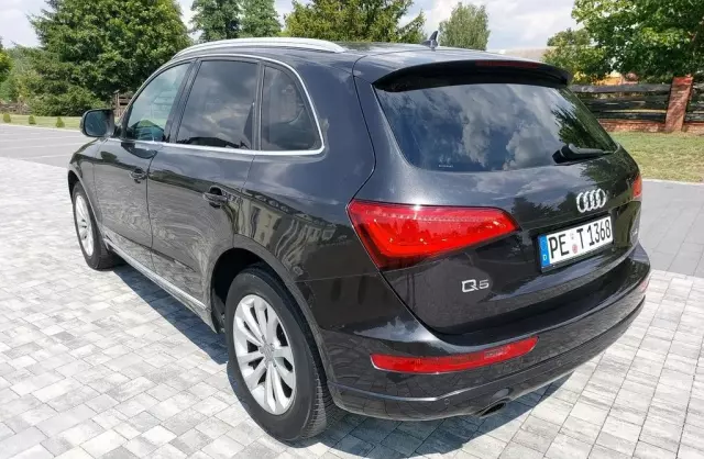 AUDI Q5 
