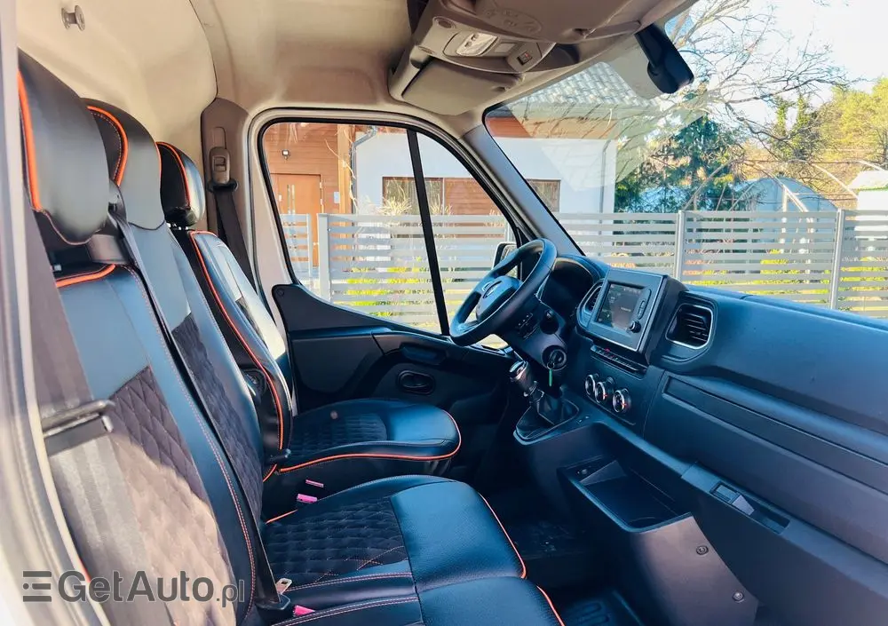 RENAULT Master IV klima Tablet 35 tys km ! Pikowane fotele ! L3h2 hak ! 