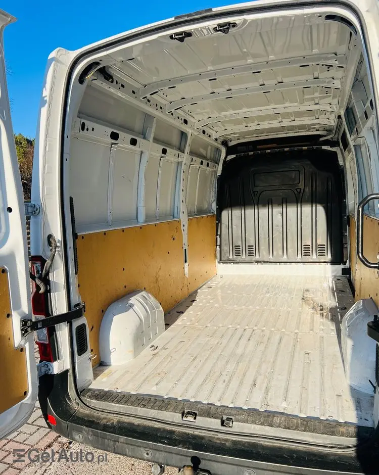 RENAULT Master IV klima Tablet 35 tys km ! Pikowane fotele ! L3h2 hak ! 