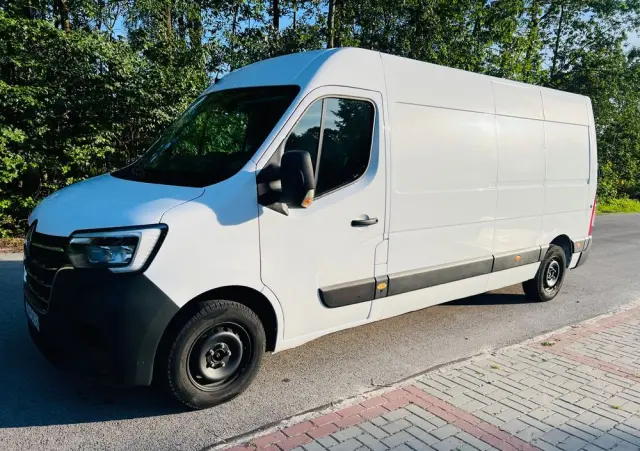 RENAULT Master IV klima Tablet 35 tys km ! Pikowane fotele ! L3h2 hak ! 