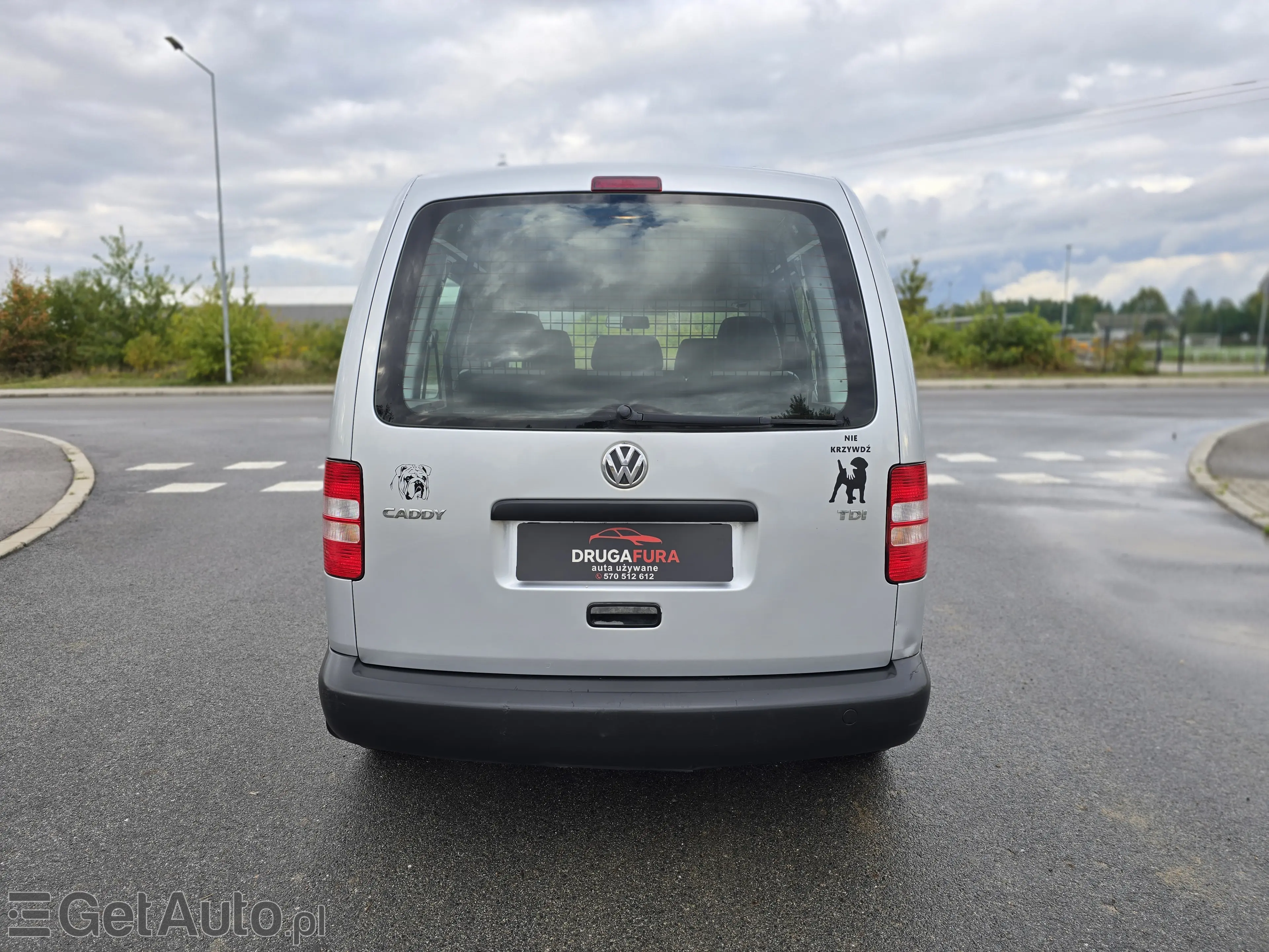 VOLKSWAGEN Caddy 