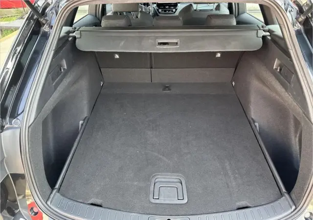 TOYOTA Corolla 1.8 Hybrid Comfort