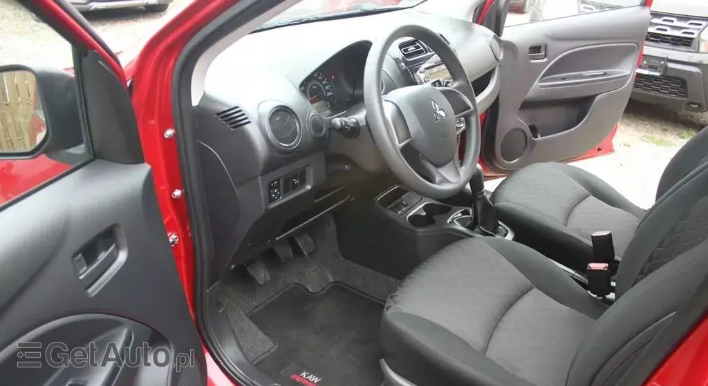 MITSUBISHI Space Star 