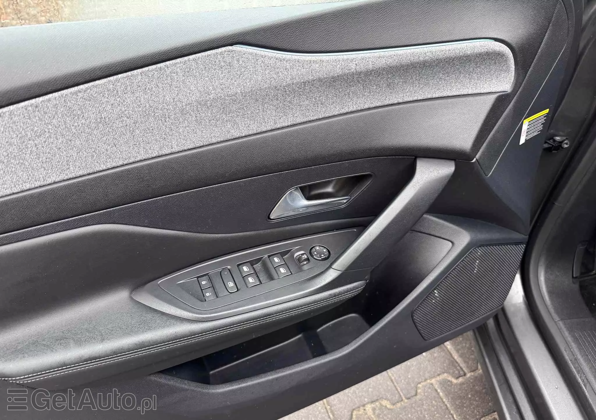 PEUGEOT 308 1.5 BlueHDi Allure S&S