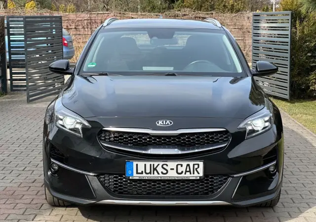 KIA XCeed 1.5 T-GDI OPF BLACK XDITION