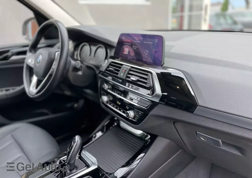 BMW X3 XDrive20d Advantage