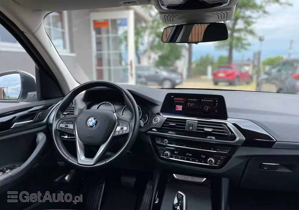 BMW X3 XDrive20d Advantage