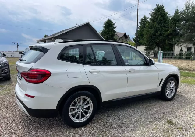 BMW X3 XDrive20d Advantage
