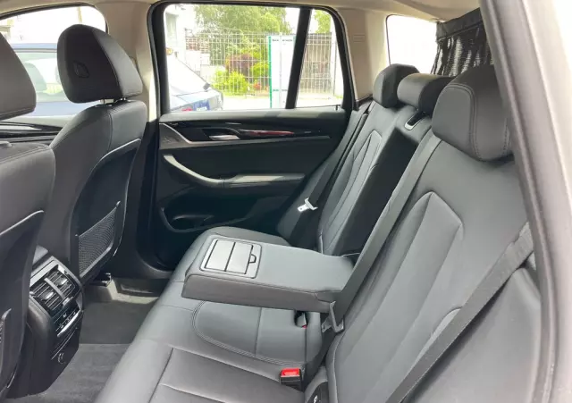 BMW X3 XDrive20d Advantage