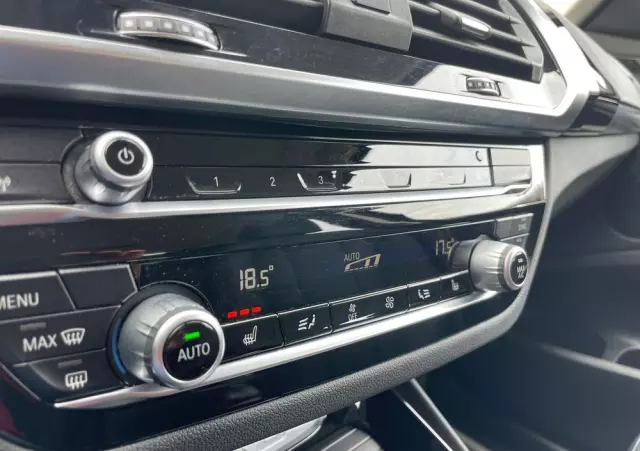 BMW X3 XDrive20d Advantage