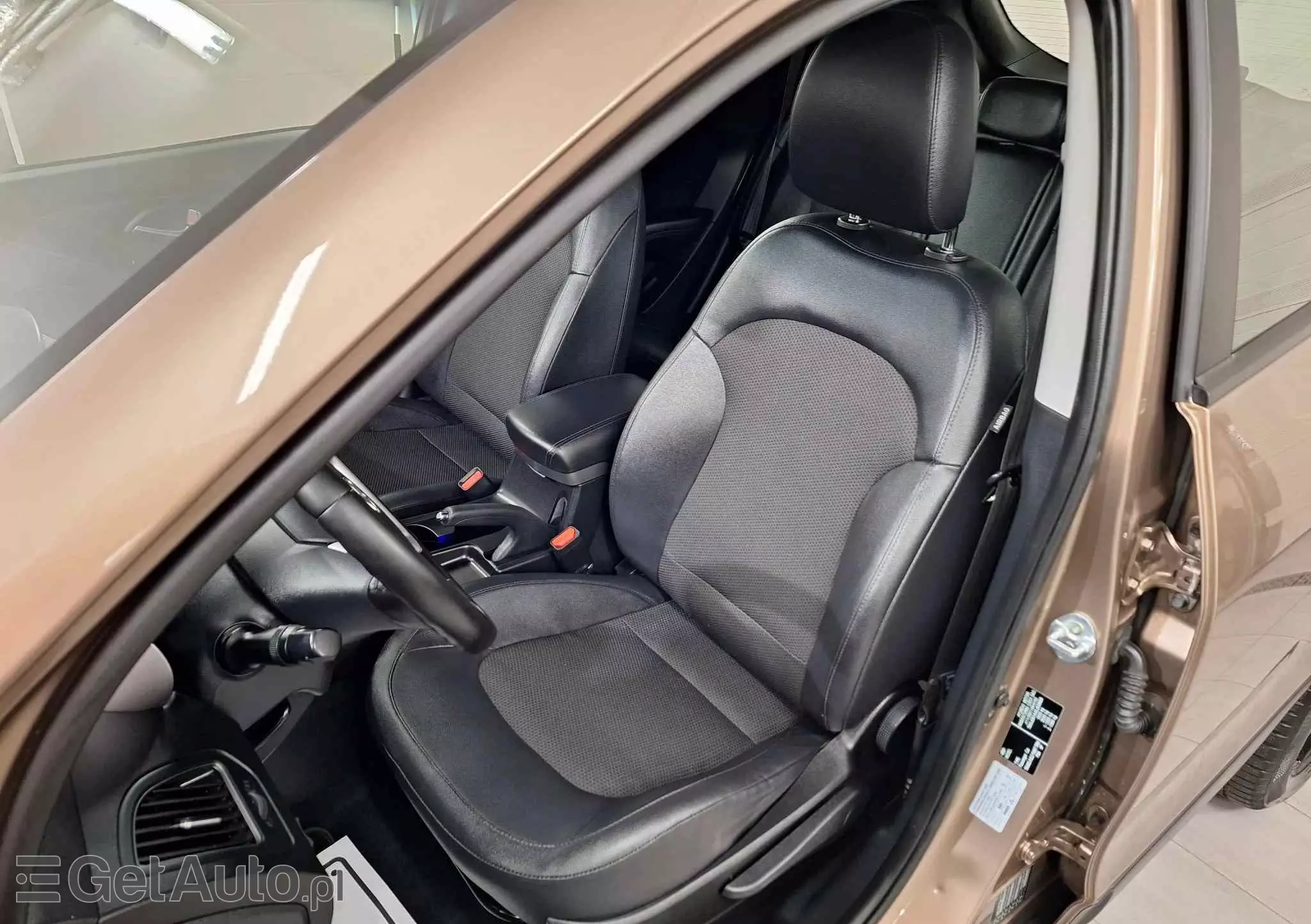 HYUNDAI Ix35 1.6 2WD Fifa World Cup Edition