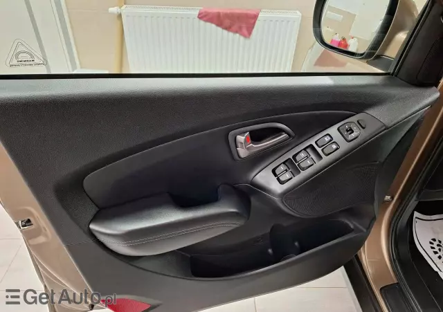 HYUNDAI Ix35 1.6 2WD Fifa World Cup Edition