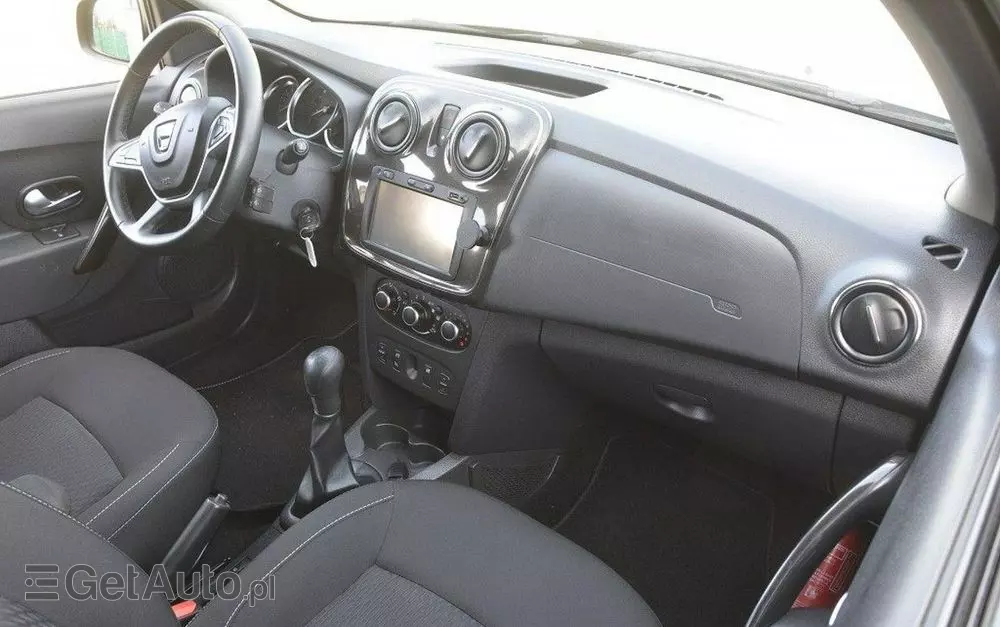 DACIA Logan 0.9 TCe Laureate S&S