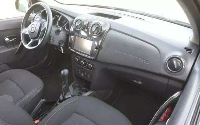 DACIA Logan 0.9 TCe Laureate S&S