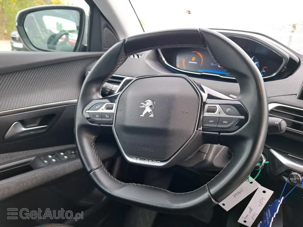 PEUGEOT 3008 Active 130 S&S Aut.