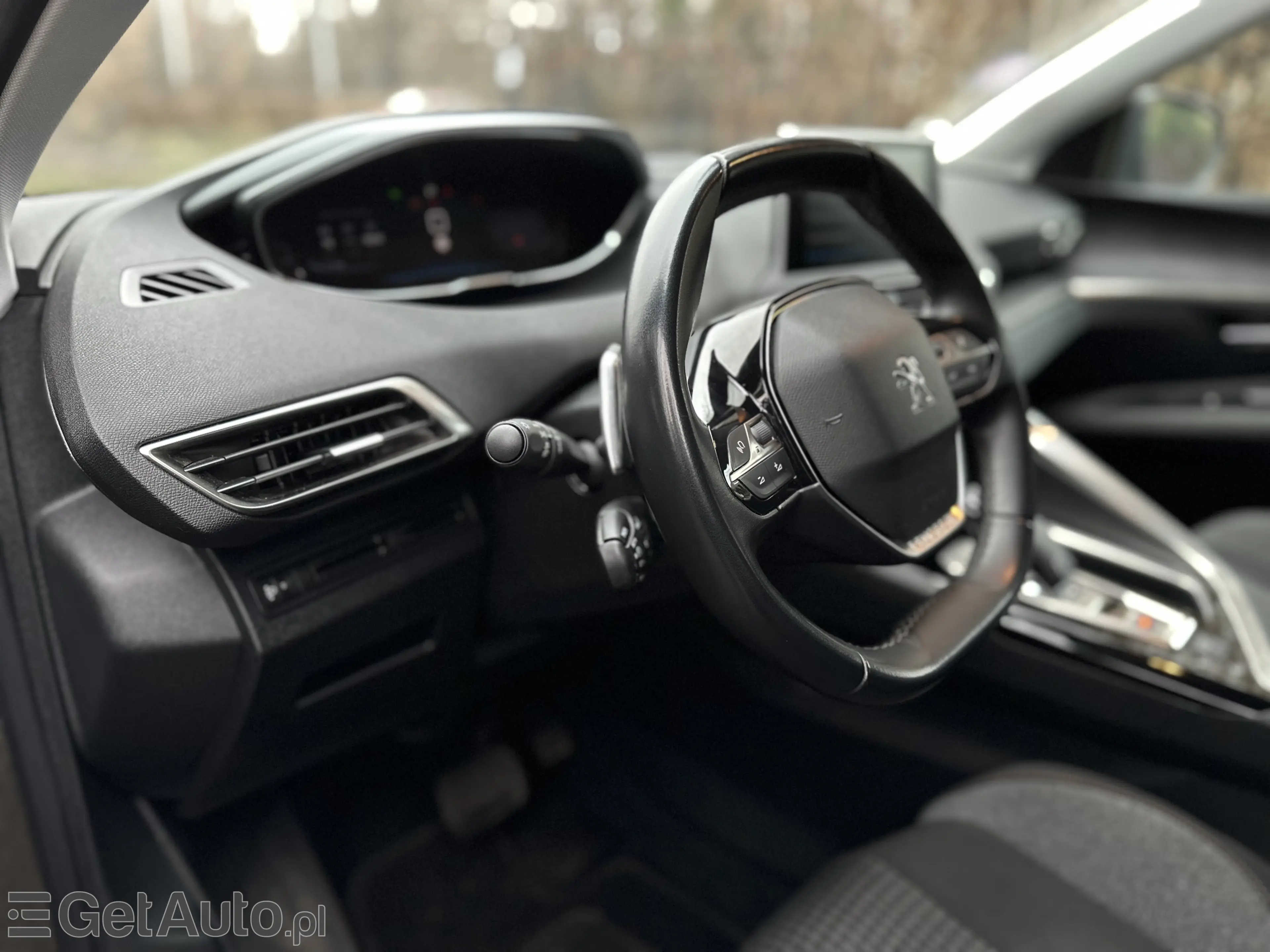 PEUGEOT 3008 Active 130 S&S Aut.