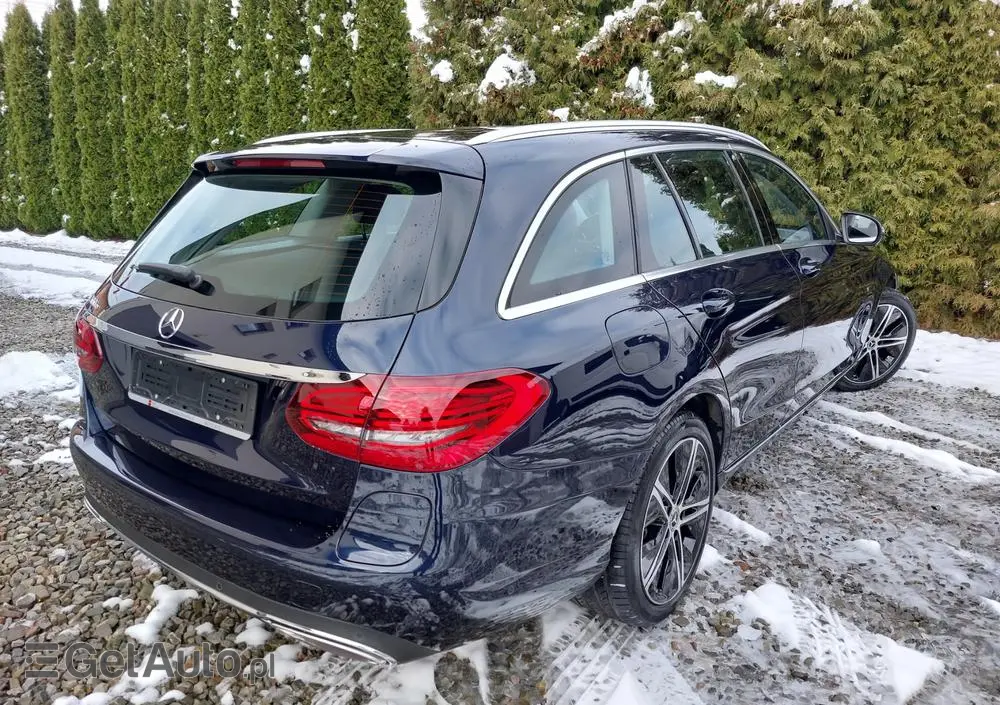 MERCEDES-BENZ Klasa C 300 e 9G-TRONIC Avantgarde