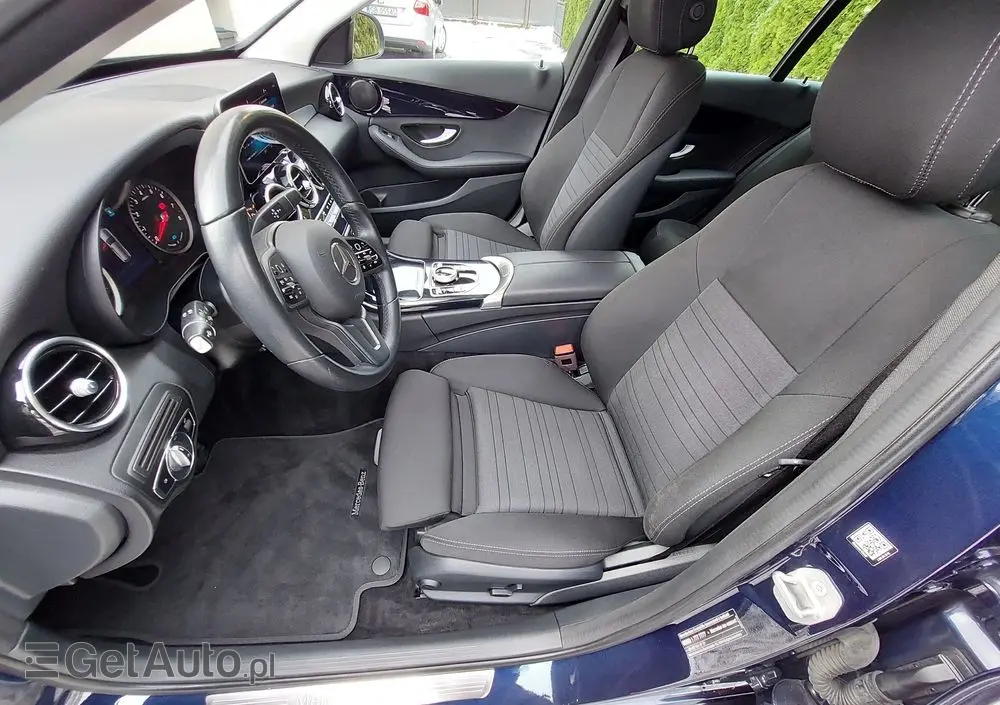 MERCEDES-BENZ Klasa C 300 e 9G-TRONIC Avantgarde