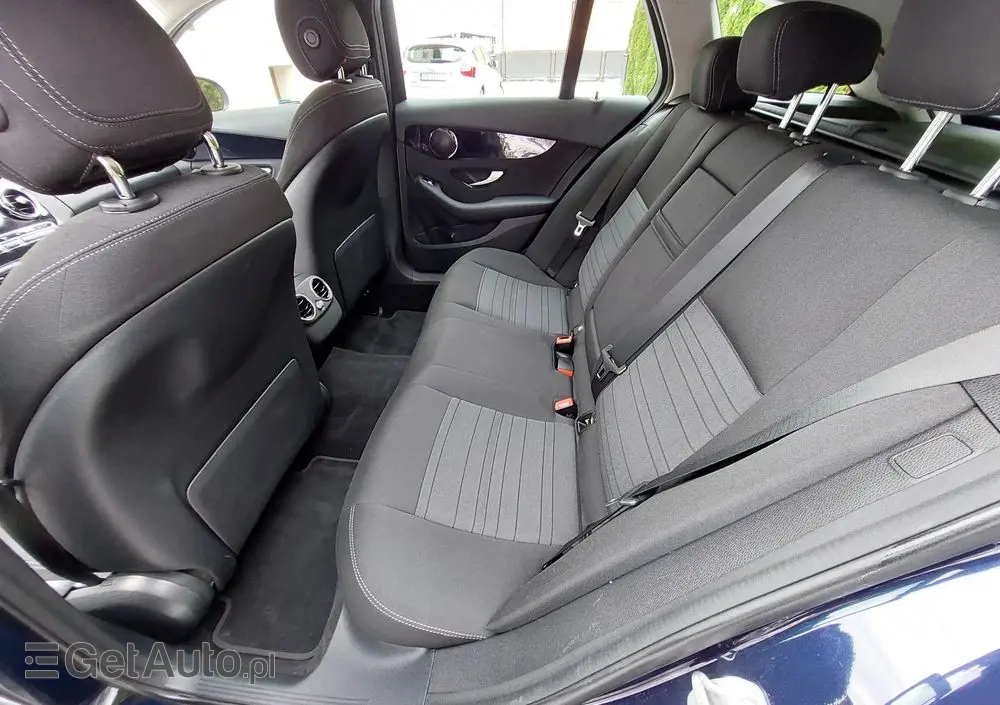 MERCEDES-BENZ Klasa C 300 e 9G-TRONIC Avantgarde