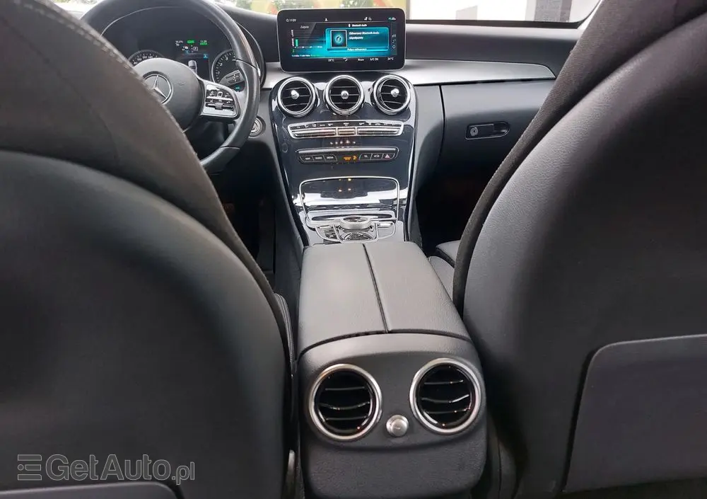 MERCEDES-BENZ Klasa C 300 e 9G-TRONIC Avantgarde