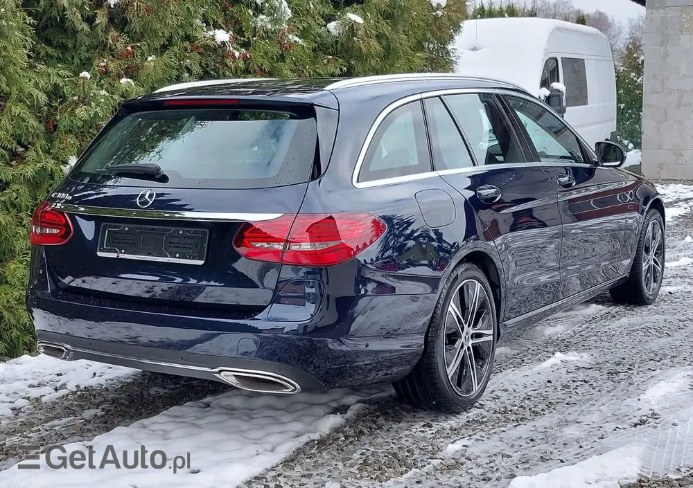 MERCEDES-BENZ Klasa C 300 e 9G-TRONIC Avantgarde