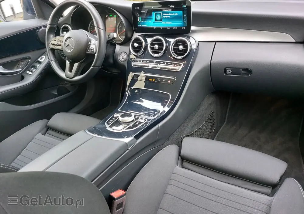MERCEDES-BENZ Klasa C 300 e 9G-TRONIC Avantgarde