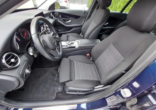 MERCEDES-BENZ Klasa C 300 e 9G-TRONIC Avantgarde