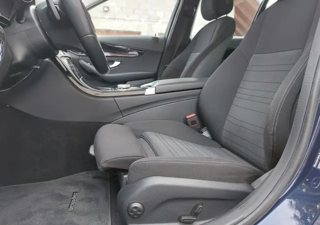 MERCEDES-BENZ Klasa C 300 e 9G-TRONIC Avantgarde