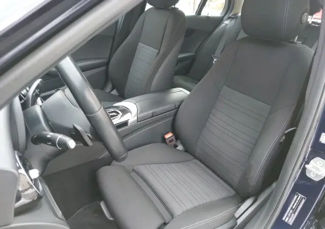 MERCEDES-BENZ Klasa C 300 e 9G-TRONIC Avantgarde