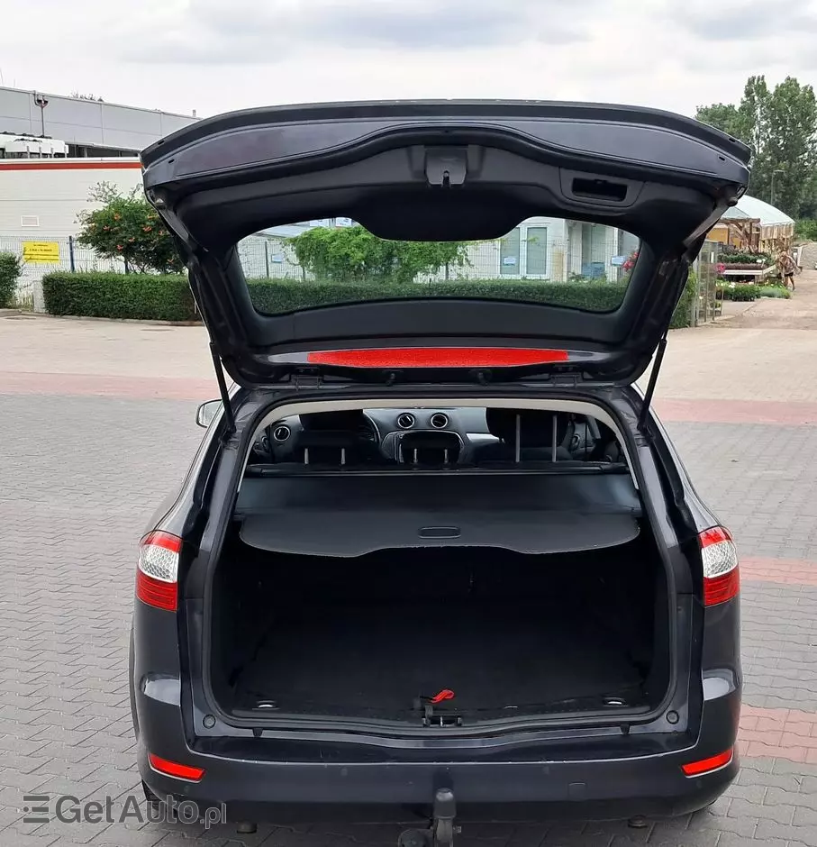 FORD Mondeo 2.3 Titanium