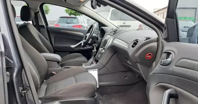 FORD Mondeo 2.3 Titanium