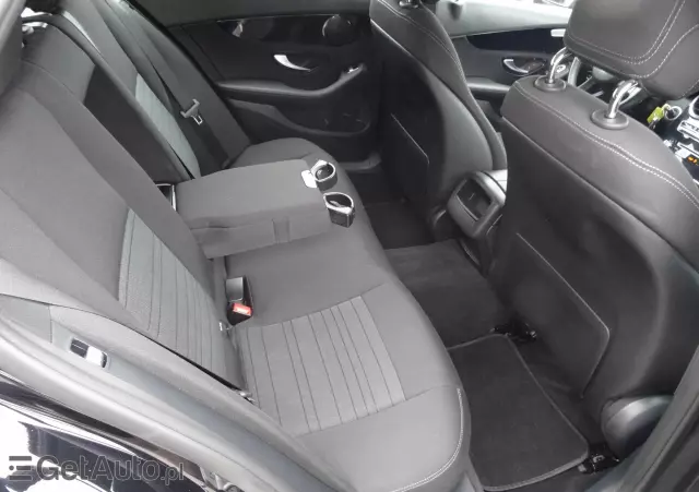 MERCEDES-BENZ Klasa C 200 (BlueTEC) d 7G-TRONIC