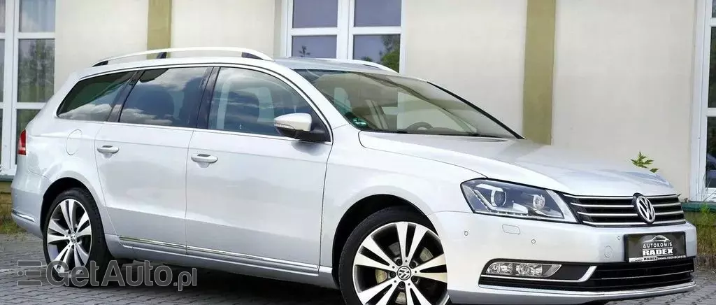VOLKSWAGEN Passat 