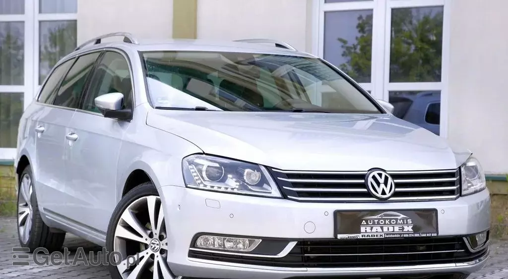 VOLKSWAGEN Passat 