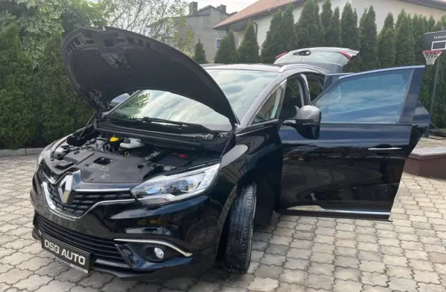 RENAULT Grand Scenic 