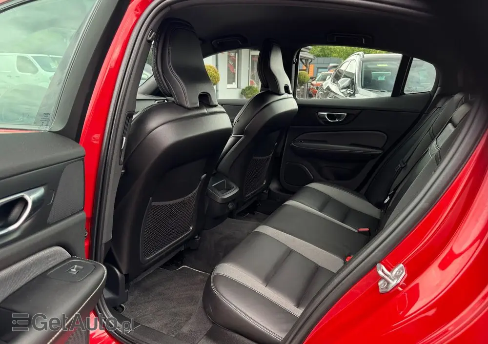 VOLVO S60 B4 B Geartronic RDesign