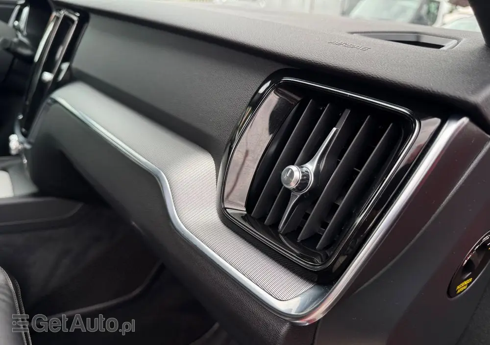 VOLVO S60 B4 B Geartronic RDesign