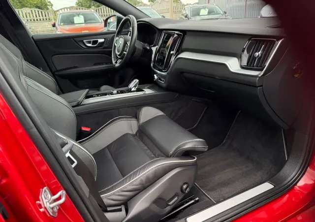 VOLVO S60 B4 B Geartronic RDesign