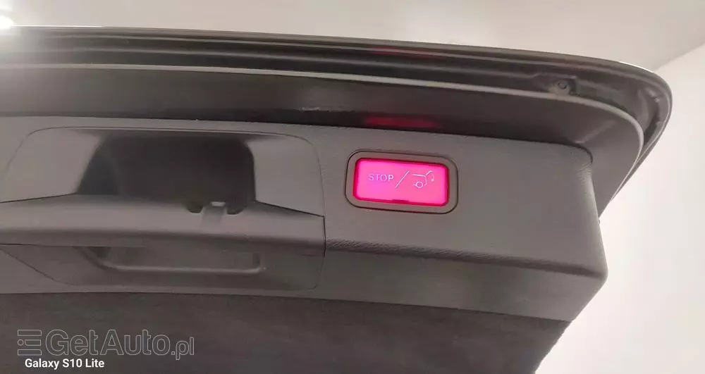 MERCEDES-BENZ Klasa E 220 d 9G-TRONIC Exclusive