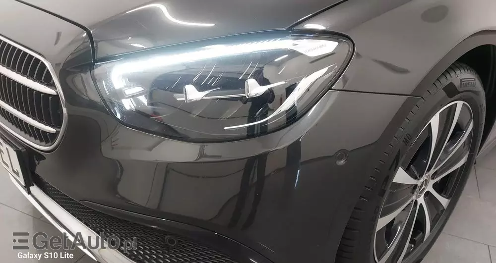MERCEDES-BENZ Klasa E 220 d 9G-TRONIC Exclusive