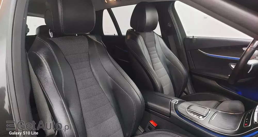MERCEDES-BENZ Klasa E 220 d 9G-TRONIC Exclusive