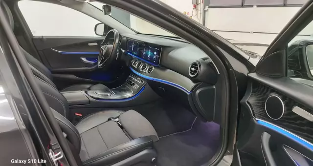 MERCEDES-BENZ Klasa E 220 d 9G-TRONIC Exclusive