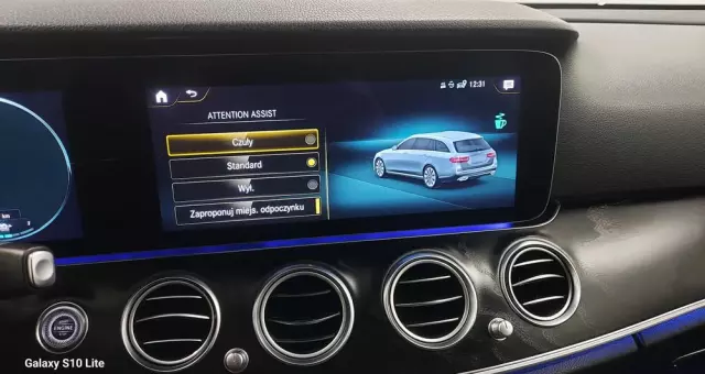 MERCEDES-BENZ Klasa E 220 d 9G-TRONIC Exclusive