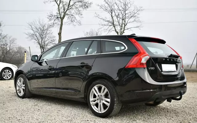 VOLVO V60 D3 Geartronic Momentum
