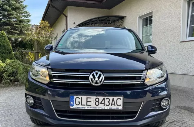 VOLKSWAGEN Tiguan 