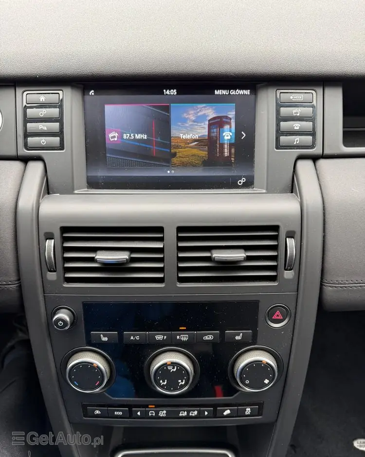 LAND ROVER Discovery Sport D150 SE